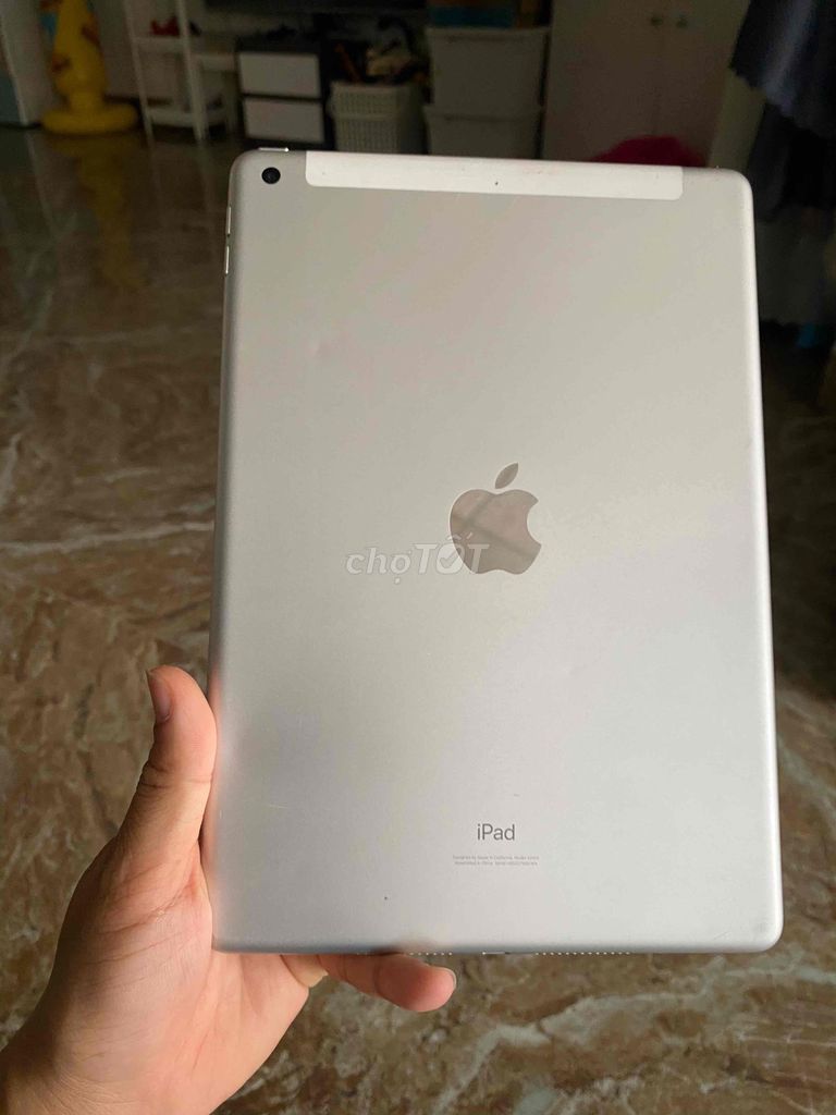 Apple iPad Gen 8 Bạc. Mua bán Máy tính bảng tại Thị xã Hương Thủy Thừa Thiên Huế được đăng bởi rét hình 1