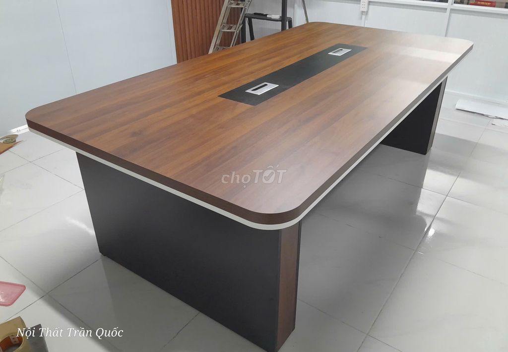 Bàn họp 2m4x1m2. Mua bán Đồ dùng văn phòng tại Quận Gò Vấp Tp Hồ Chí Minh được đăng bởi đỗ thị kim trâm  hình 1