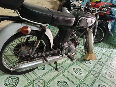 Nhà dư xe không dùng đến nên cần bán. Mua bán Xe máy tại Quận Bình Tân Tp Hồ Chí Minh được đăng bởi thái1991