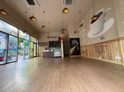 Bán shophouse Luxcity Quận 7, 60m² giá 4.5 tỷ, MT Huỳnh Tấn Phát. Mua bán văn phòng, mặt bằng kinh doanh tại Quận 7 Tp Hồ Chí Minh được đăng bởi Công Ty TNHH Căn Hộ Vui