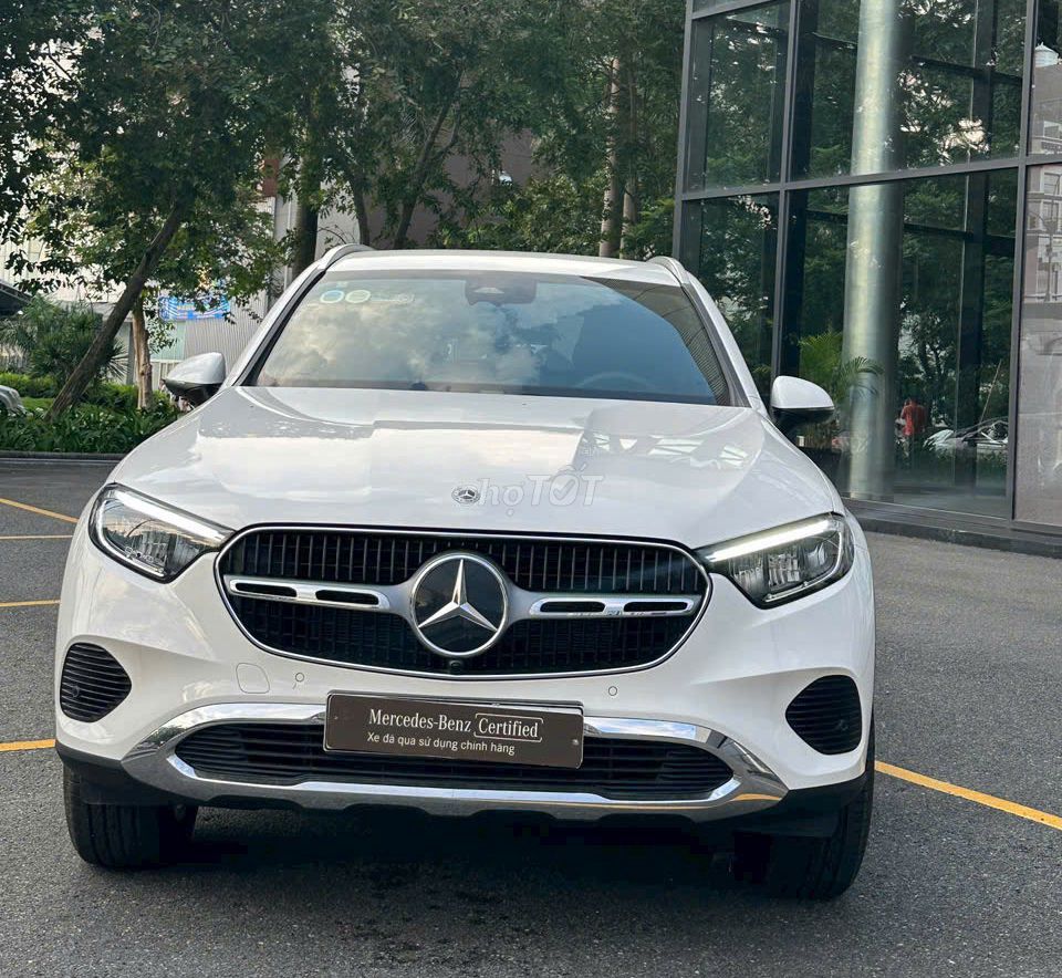 Bán Mercedes Benz GLC 200 đời 2023  - 6500 km