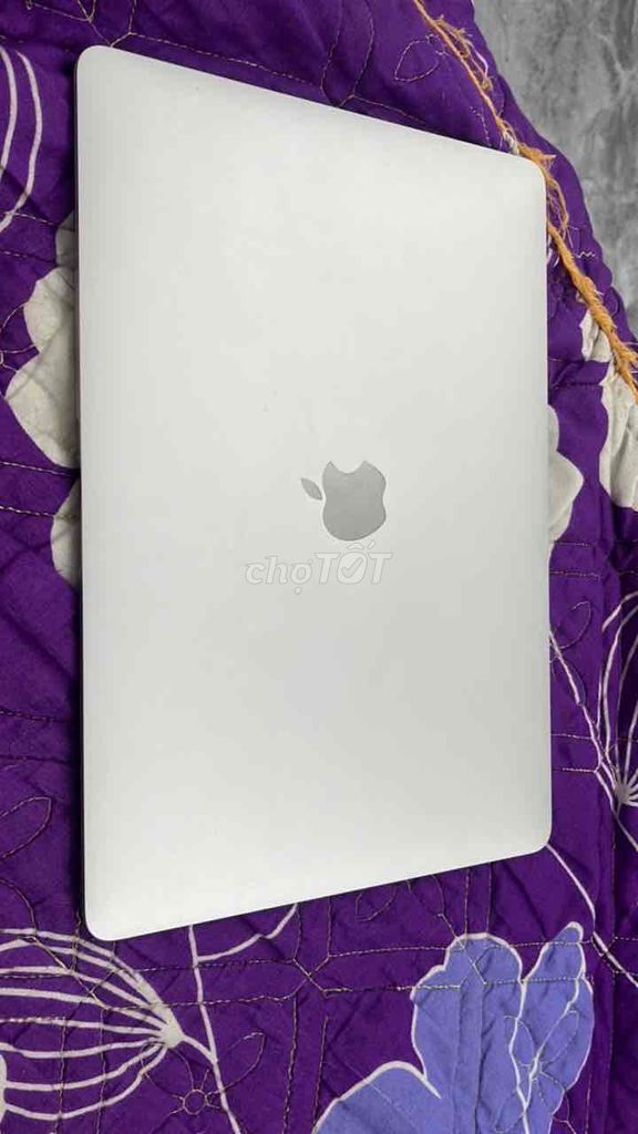 Apple Macbook Air M1 8GB Bạc. Mua bán Laptop tại Huyện Mê Linh Hà Nội được đăng bởi công hình 1