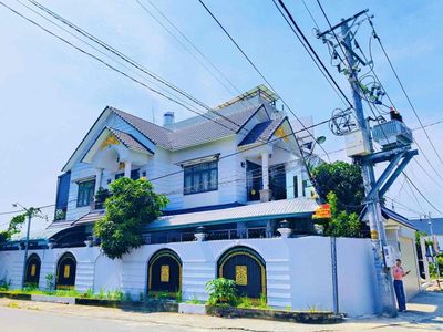 cho thuê căn Biệt Thự Lô Gốc 2 MT - Định Hòa - TDM - Bình Dương. Cho thuê văn phòng, mặt bằng kinh doanh tại Thành phố Thủ Dầu Một Bình Dương được đăng bởi Trần Văn Nam