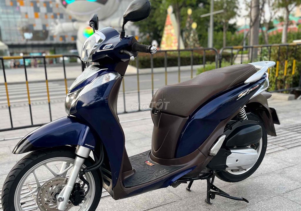 Honda SH Mode 2015 125cc Xanh đậm. Mua bán Xe máy tại Quận Gò Vấp Tp Hồ Chí Minh được đăng bởi Cầm đồ Thanh Nhật hình 5