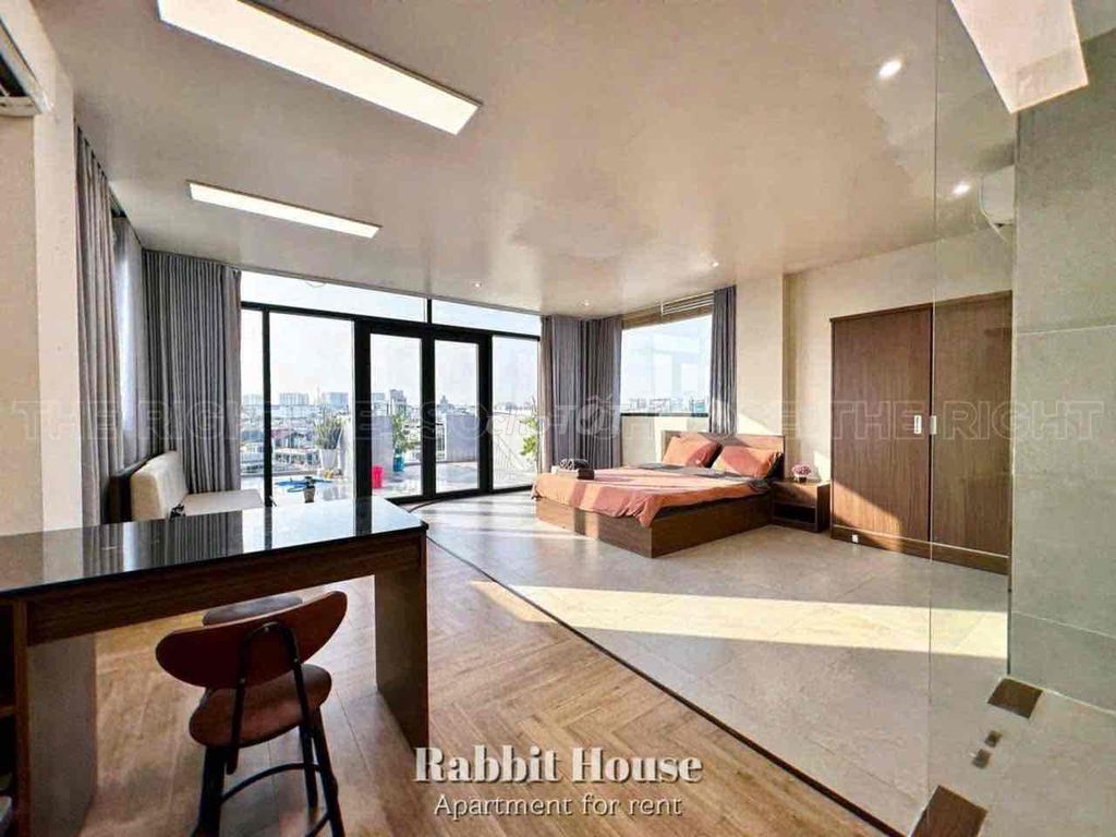 Rent · 1 bd · 30 м² · Quận 1, ул. Đường Trần Hưng Đạo