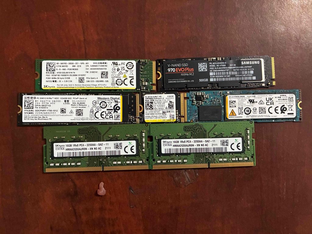 Thanh lý 16GB DDR4 và ít SSD gen 4 giá tốt. Mua bán Linh kiện (RAM, Card...) tại Quận 4 Tp Hồ Chí Minh được đăng bởi Nguyễn Mạnh Hải hình 1