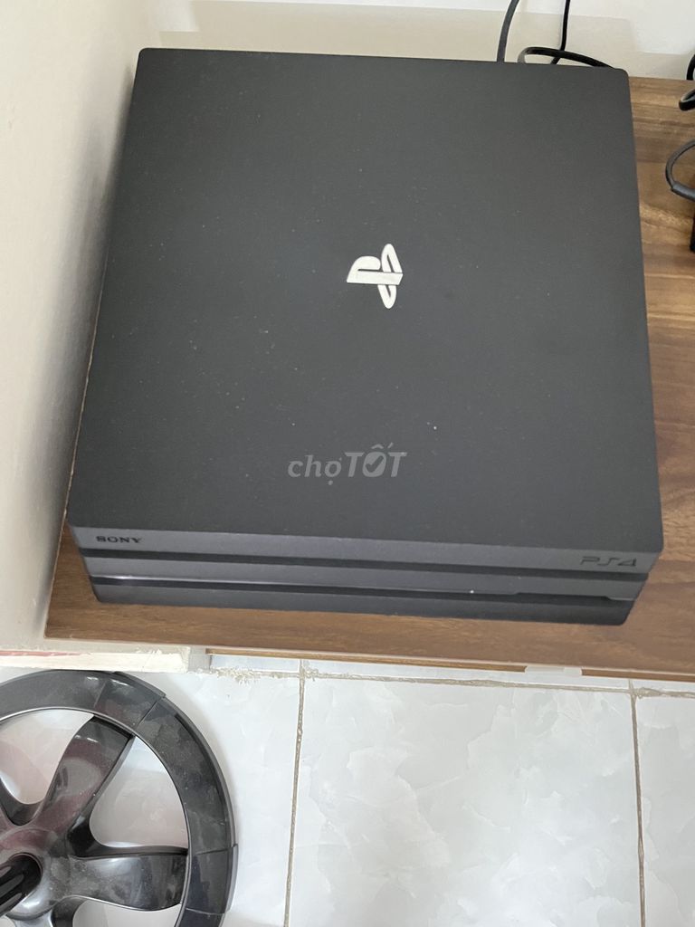 Máy chơi game Sony PS4 Pro hắc ám. Mua bán Thiết bị chơi game tại Quận Bình Tân Tp Hồ Chí Minh được đăng bởi Khiêm hình 1