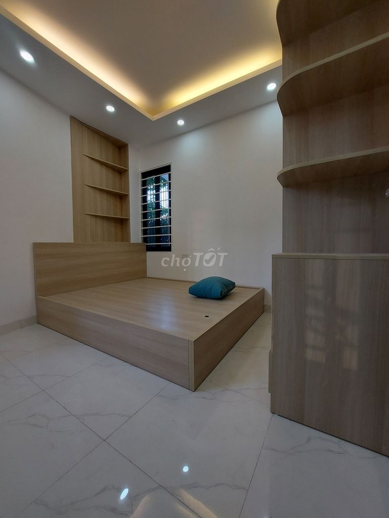 BÁN CHUNG CƯ D2 HỒ TÙNG MẬU, XUÂN THỦY Ở NGAY, OTO ĐỖ CỬA, FULL ĐOOF - ảnh 4