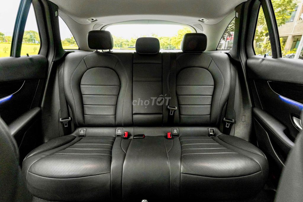 Mercedes GLC200 sx 2022 - sang trọng hiện đại. Mua bán Ô tô tại Quận Gò Vấp Tp Hồ Chí Minh được đăng bởi Trường Nguyễn Xe Sang hình 10
