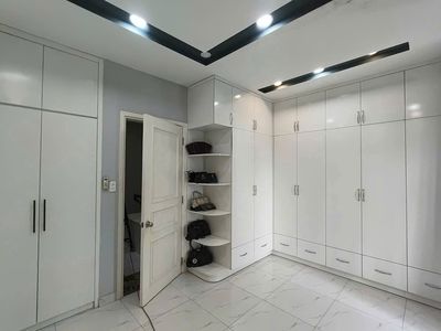 NHÀ TRỤC CHÍNH MEGA VILLAGE KHANG ĐIỀN -FULL NT -ĐANG SẴN HĐ THUÊ 15TR
