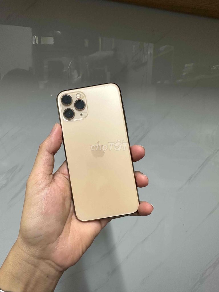 Apple iPhone 11 Pro 256GB Vàng. Mua bán Điện thoại tại Quận 6 Tp Hồ Chí Minh được đăng bởi Trần thanh tiền hình 1