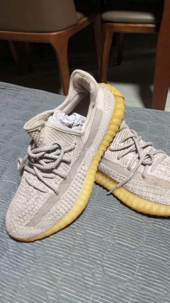 Giày thể thao Adidas Boost Yeezy Nam. Mua bán Giày dép tại Quận 7 Tp Hồ Chí Minh được đăng bởi Khoi Vu hình 1