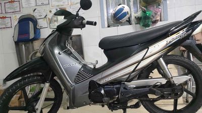 XE NHÀ DƯ ÍT ĐI CÒN MỚI MÁY BAO NGON ĐỦ GIẤY TỜ