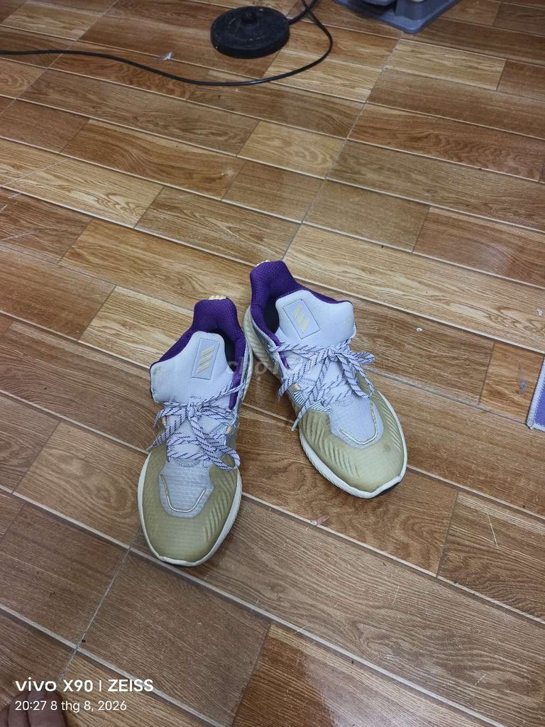 Giày thể thao Adidas Alpha Bounce 40.5 Tím. Mua bán Giày dép tại Quận Cầu Giấy Hà Nội được đăng bởi Dũng PT hình 1