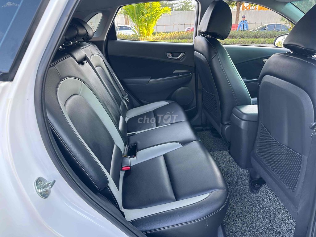 Hyundai Kona 2021 2.0AT Tiêu Chuẩn Odo 30000Km. Mua bán Ô tô tại Quận Cầu Giấy Hà Nội được đăng bởi Vũ Kiên hình 13