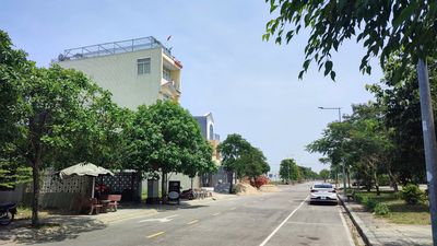 Cần bán gấp đất KDC An Điền Phát ngay quảng trường 23/4 TP Quảng Ngãi. Mua bán đất tại Huyện Tư Nghĩa Quảng Ngãi được đăng bởi Nguyễn Anh Đài