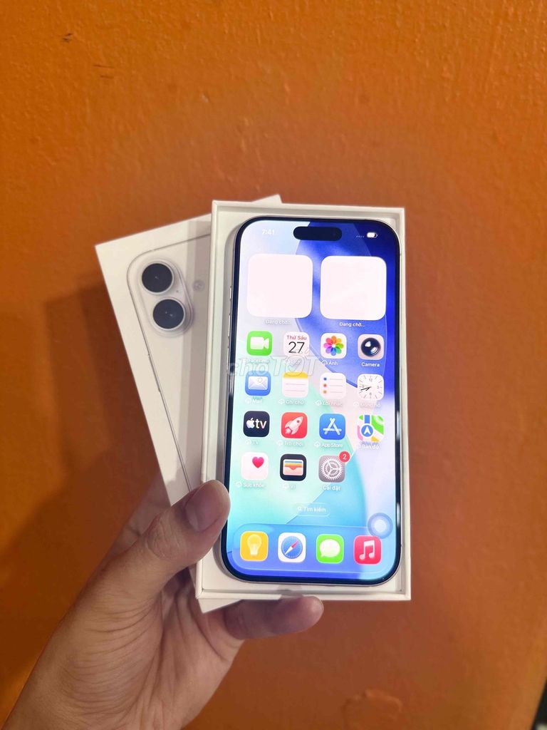 Iphone 17 zp/a 256gb bh 3/2027 sạc 11 lần. Mua bán Điện thoại tại Quận Ninh Kiều Cần Thơ được đăng bởi  HVM 65 STORE hình 1