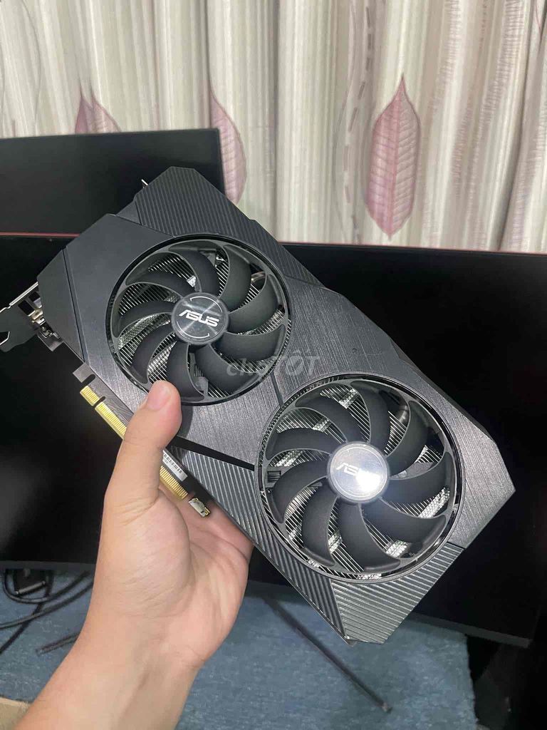 Asus 2060 6Gb Evo : 4000k (bh 07/2025)