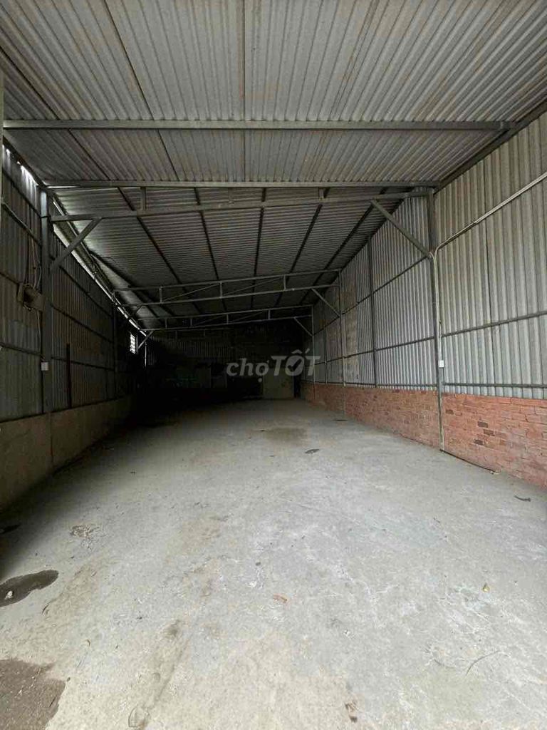 Kho xưởng/MBKD container 180m2 Linh Đông