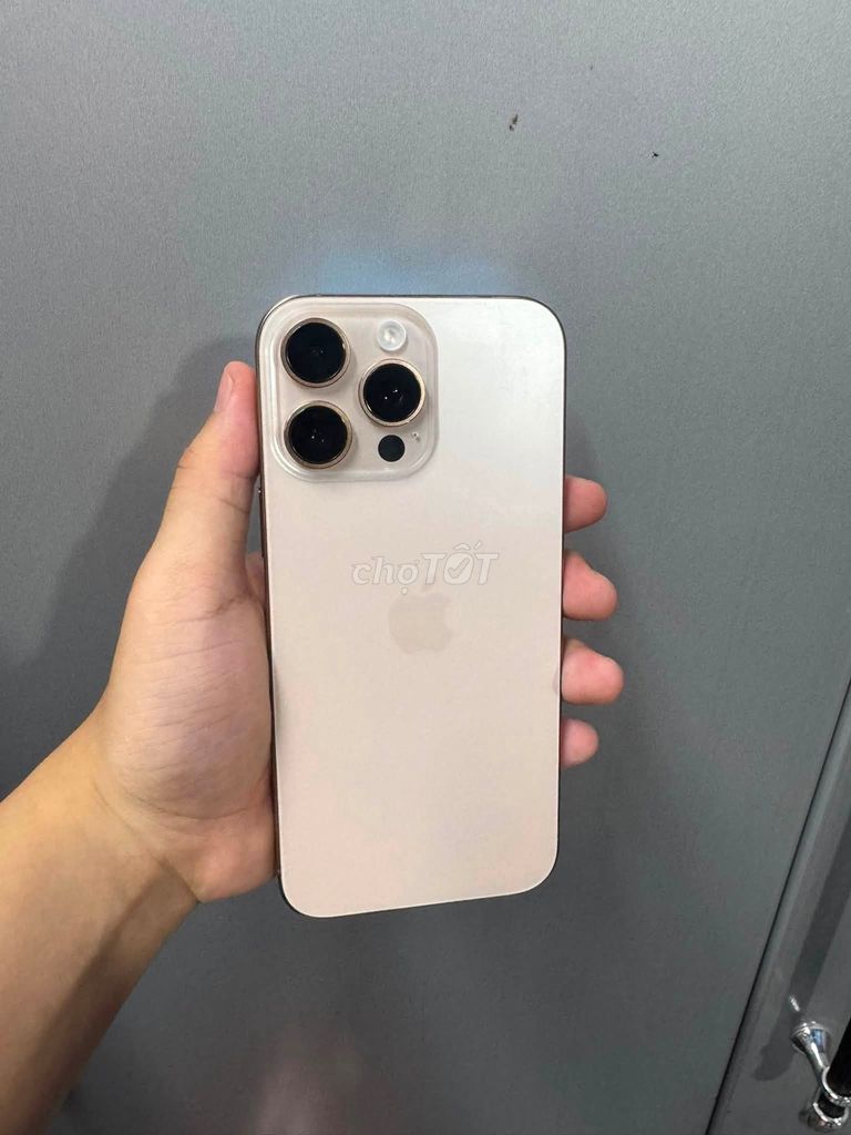 Apple iPhone 16 Pro Max Vàng OLED. Mua bán Điện thoại tại Quận 10 Tp Hồ Chí Minh được đăng bởi Hội Đồ Điện Tử hình 1