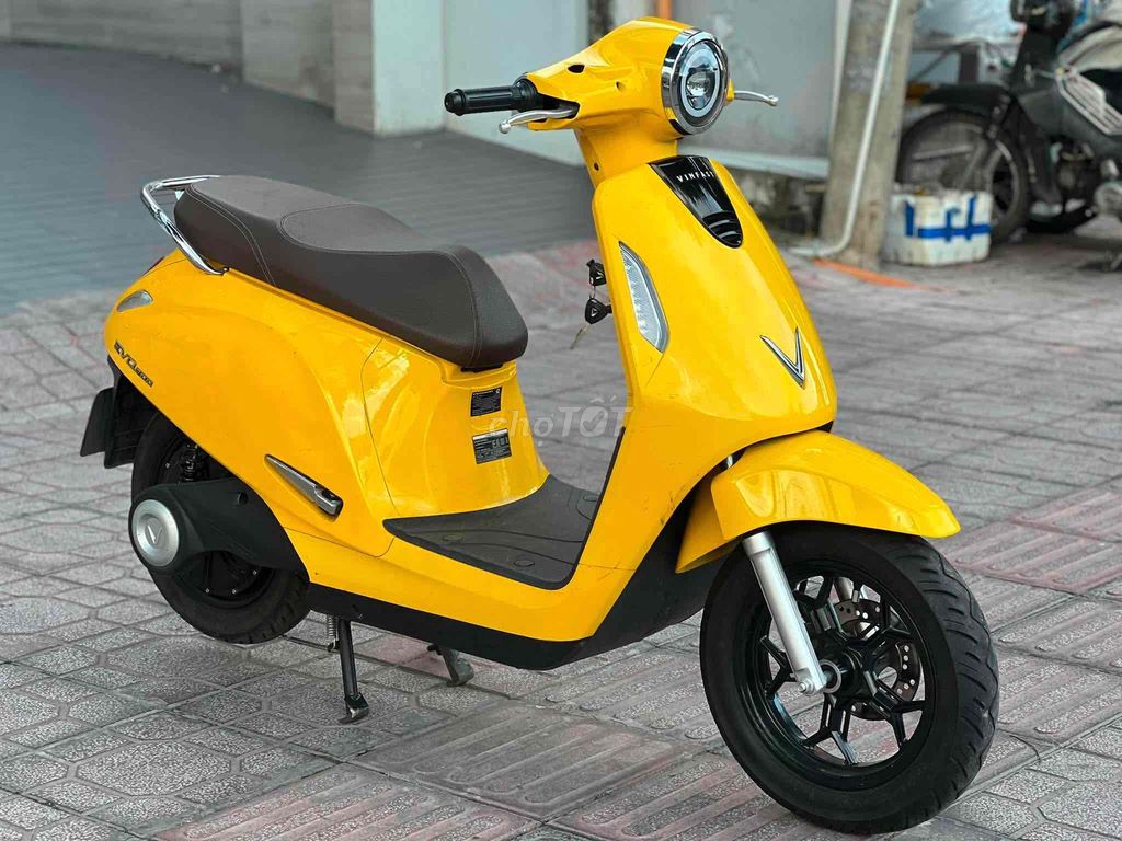 Электроскутер 3sGo - Evo200 2024 Желтый 9000 км