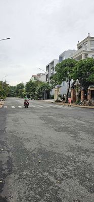 Tái định cư Phú Mỹ quận 7 nền Fo mới ra sổ giá đầu tư. Mua bán đất tại Quận 7 Tp Hồ Chí Minh được đăng bởi  Nguyễn hoàng tâm