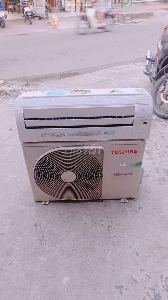 Máy lạnh Toshiba 1,5hp inverter nội địa zin 100%