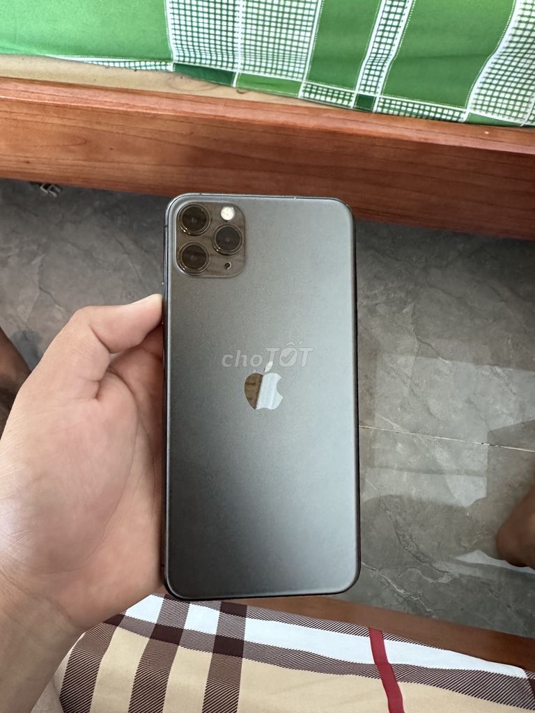 Apple iPhone 11 Pro Max 64GB Xám. Mua bán Điện thoại tại Huyện Gio Linh Quảng Trị được đăng bởi Nguyễn Minh Chí hình 1