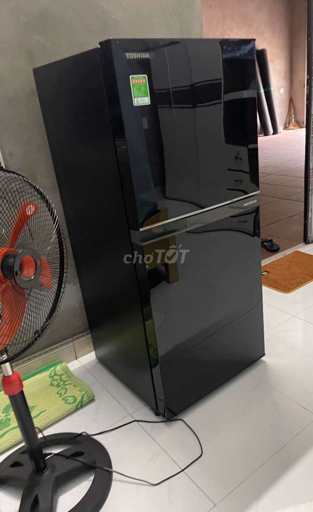 Tủ lạnh Toshiba 180Lit inverter còn mới