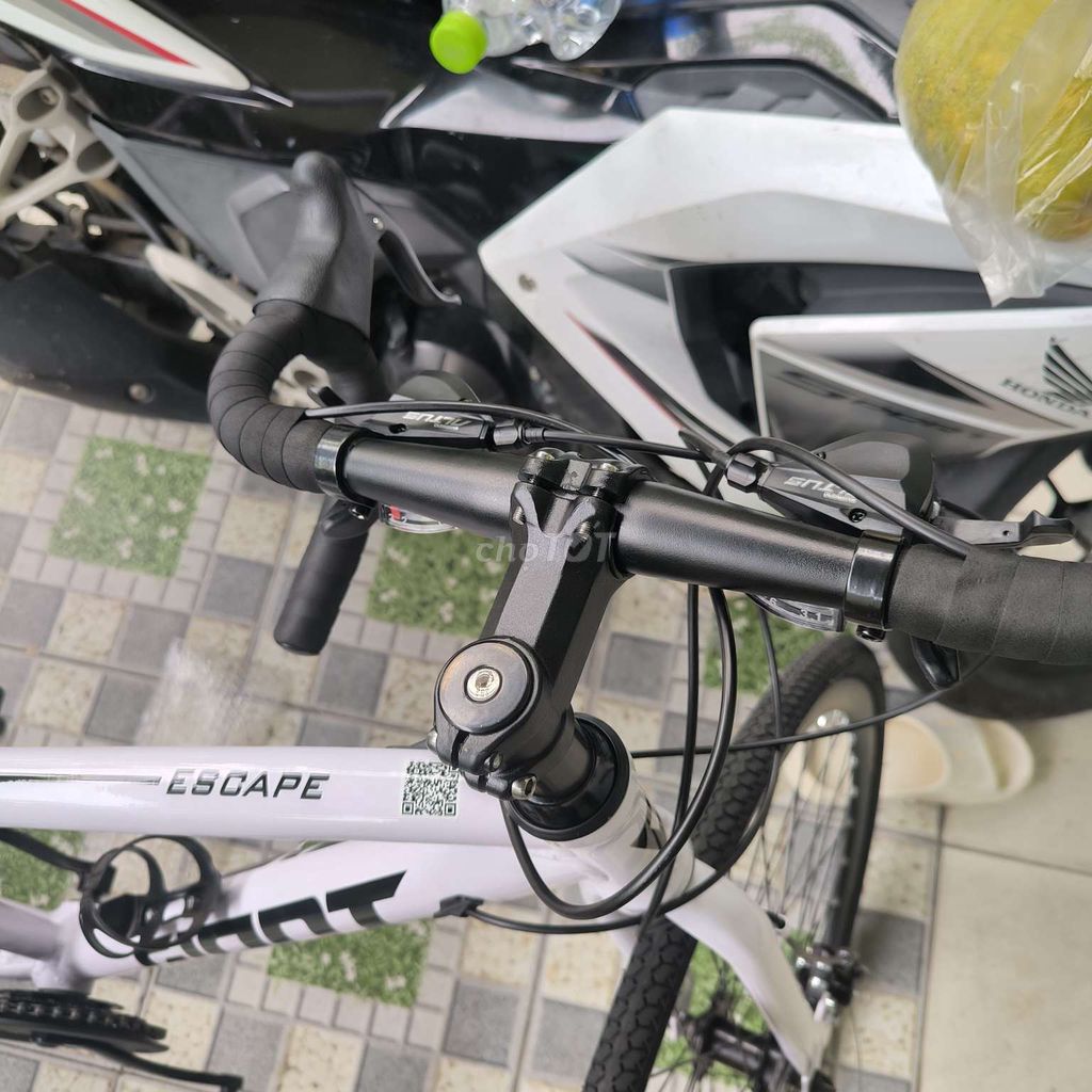 Xe đạp giant tay cong, được tặng nhưng nhầm size. Mua bán Xe đạp tại Quận Sơn Trà Đà Nẵng được đăng bởi Âu Dương Phong hình 5