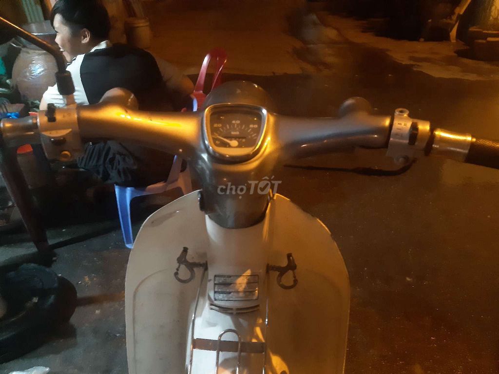 Cần bán xe cup Honda 50 có đề như hình. Mua bán Xe máy tại Quận 6 Tp Hồ Chí Minh được đăng bởi Kim Thoa hình 4