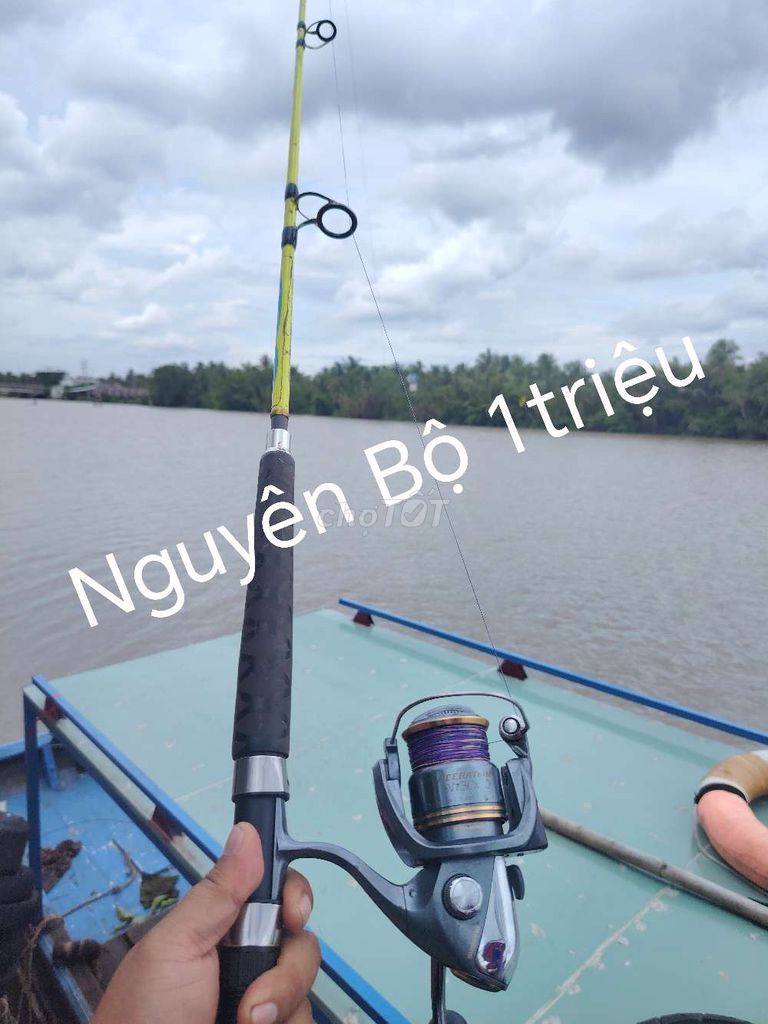 Cần câu máy Shimano Aceration Kim loại. Mua bán Đồ thể thao, Dã ngoại tại Huyện Mỏ Cày Nam Bến Tre được đăng bởi An Barber hình 1