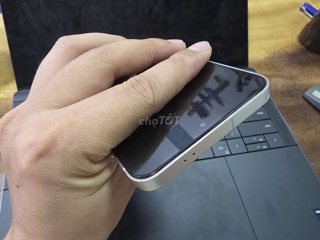 Samsung S24 8GB 256GB Bạc Like New. Mua bán Điện thoại tại Quận Ba Đình Hà Nội được đăng bởi Pham Quyen hình 1