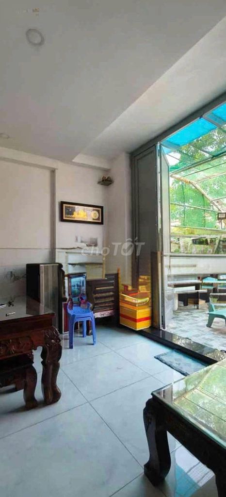 Дом на улице Ле Кань Туан, район Тан Фу, 81.4 м²