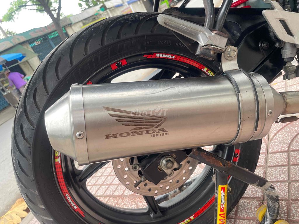 Honda CBR150R nhập thái biển số 62. Mua bán Xe máy tại Huyện Bình Chánh Tp Hồ Chí Minh được đăng bởi Phong Vũ hình 6