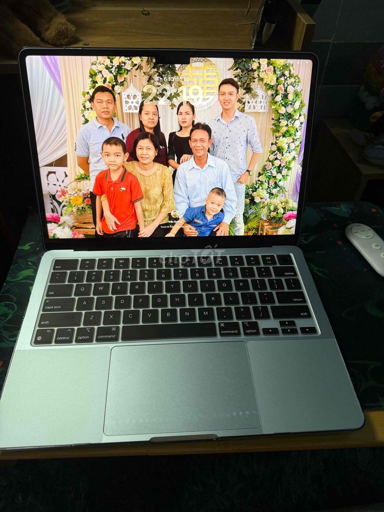 Macbook air M4 còn bảo hành đến 14/9/2026 đẹp keng. Mua bán Laptop tại Huyện Gò Dầu Tây Ninh được đăng bởi Trần Minh Dương hình 1