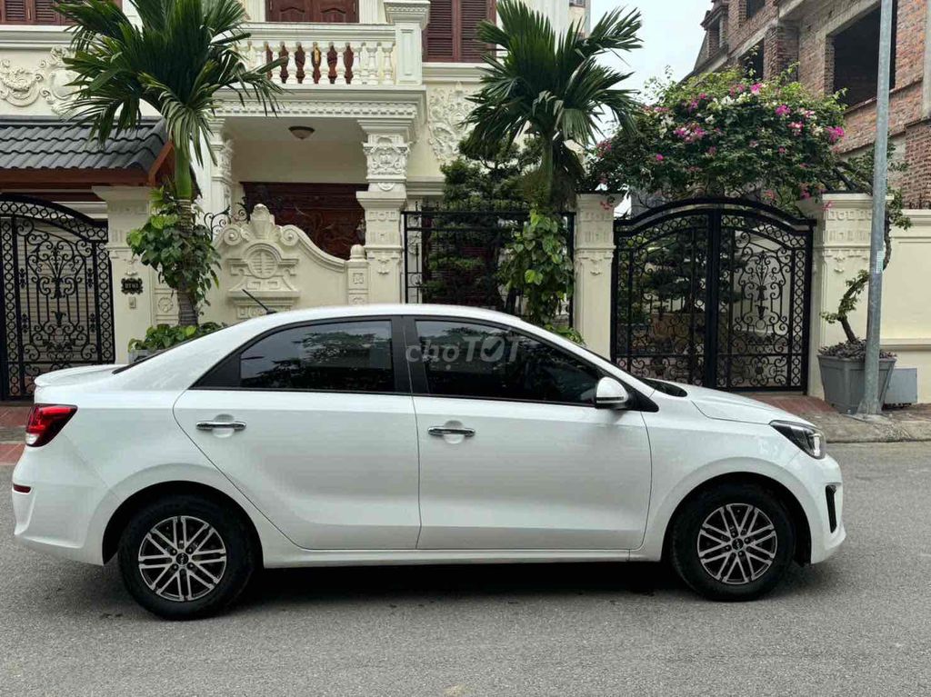 Kia Soluto 2022 1.4 MT Deluxe - 30000 km. Mua bán Ô tô tại Quận Nam Từ Liêm Hà Nội được đăng bởi Auto Anh Tuấn hình 3