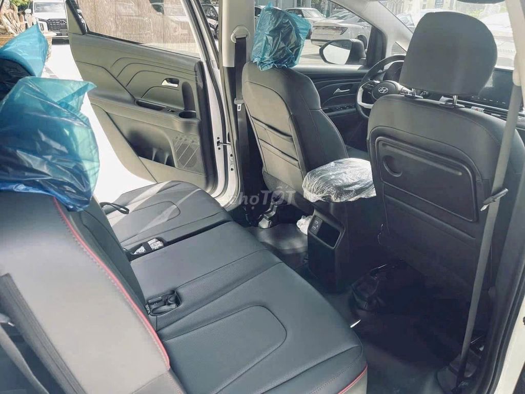 STARGAZER TRẢ TRƯỚC CHỈ 95tr - GIAO XE NGAY. Mua bán Ô tô tại Quận 12 Tp Hồ Chí Minh được đăng bởi Lê Dung Auto hình 9