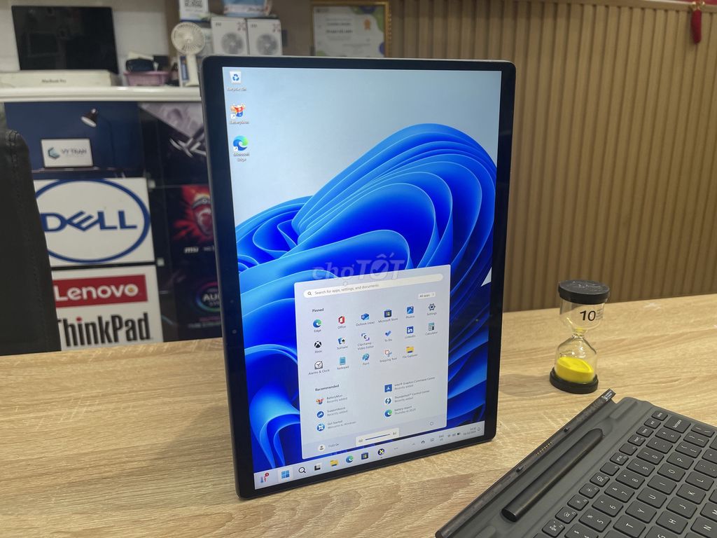 Dell Latitude 7320 Detachable i7 1180G7 nhẹ 0,87kg