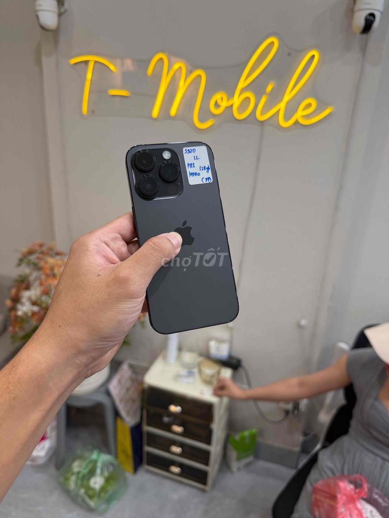 14 Pro 128Gb Quốc Tế zin all đen LL/A. Mua bán Điện thoại tại Quận Thanh Xuân Hà Nội được đăng bởi Ngô Tráng T Mobile hình 1