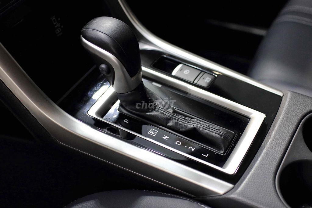 Mitsubishi Xpander Cross 2024 - 59000 km như mới. Mua bán Ô tô tại Huyện Bình Chánh Tp Hồ Chí Minh được đăng bởi Lê Nguyên hình 16