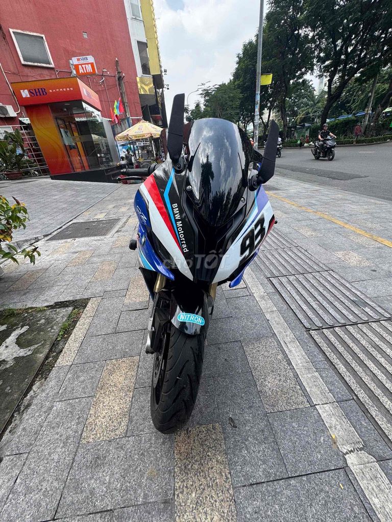 BMW S1000RR Xanh Trắng Đỏ. Mua bán Xe máy tại Quận 1 Tp Hồ Chí Minh được đăng bởi Tuấn moto hình 4