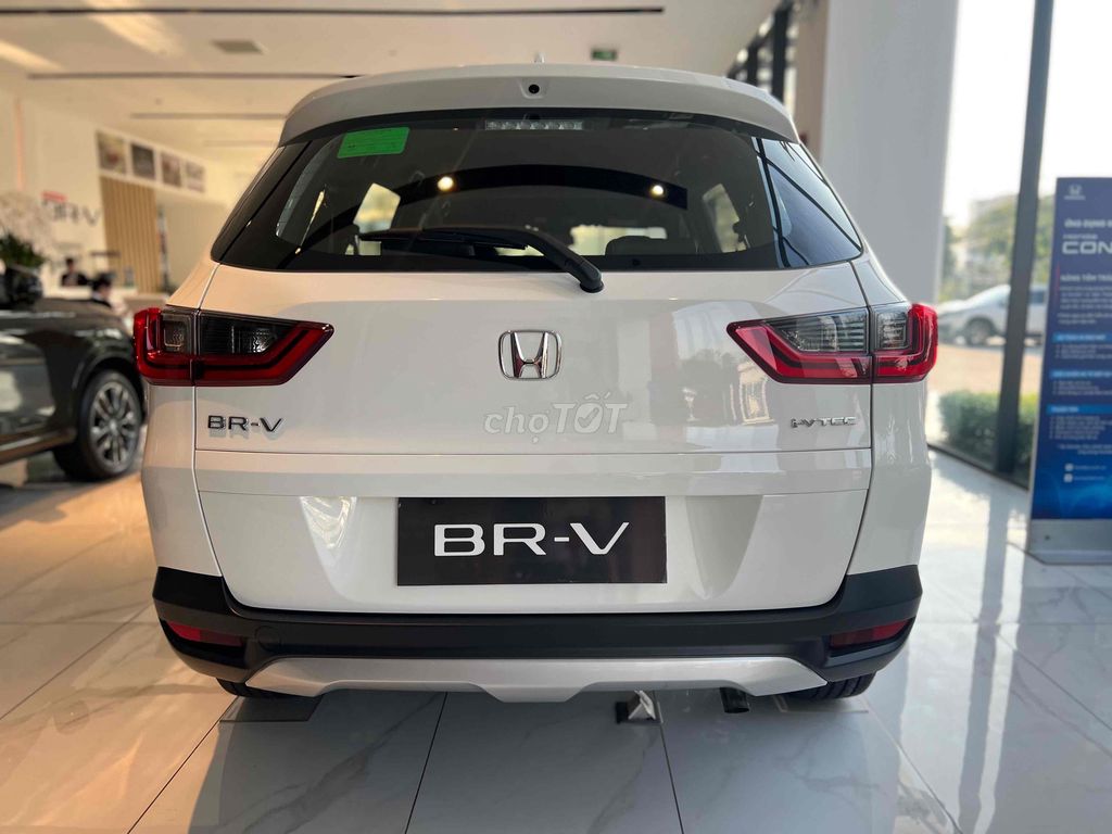 Honda BRV L, Km 71Tr vay ngân hàng bao đậu. Mua bán Ô tô tại Quận 7 Tp Hồ Chí Minh được đăng bởi SHOWROOM HONDA ÔTÔ QUẬN 7 hình 8