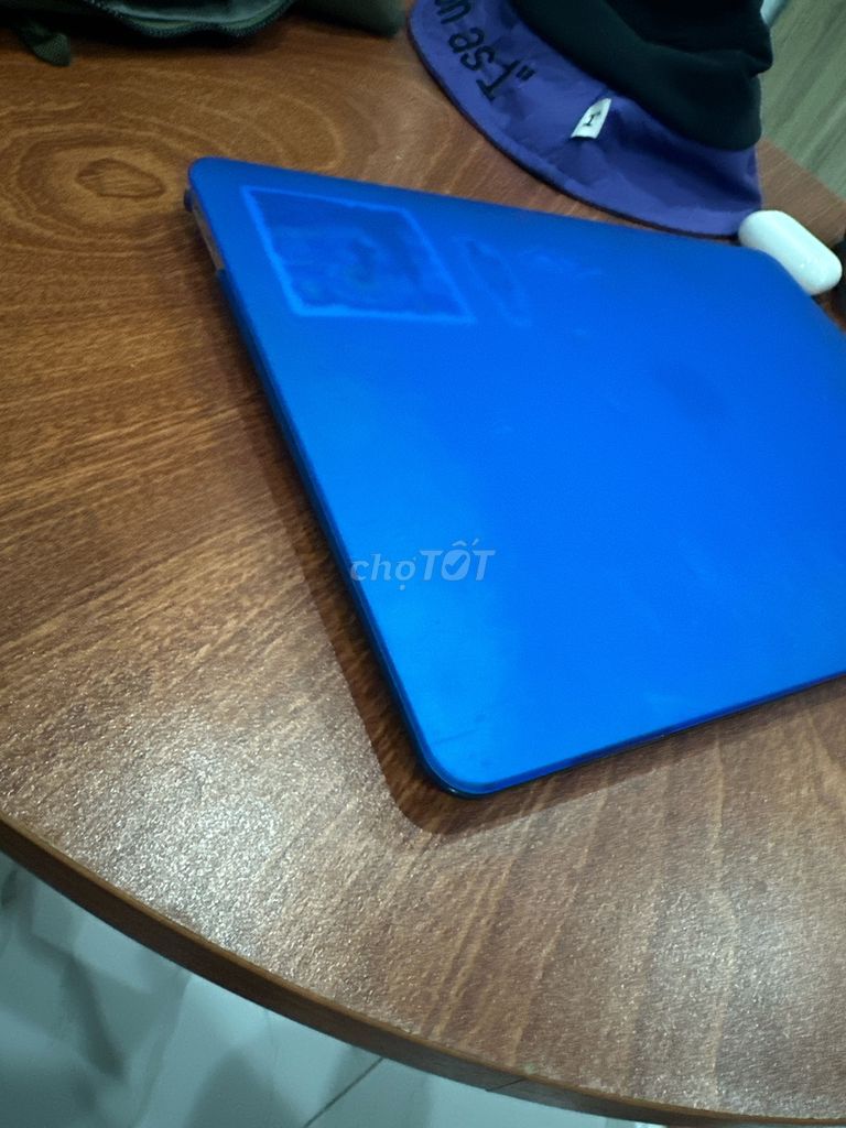 Apple MacBook Air M1 8GB/256GB Vàng. Mua bán Laptop tại Quận Thanh Khê Đà Nẵng được đăng bởi Vladislav Garaev hình 1