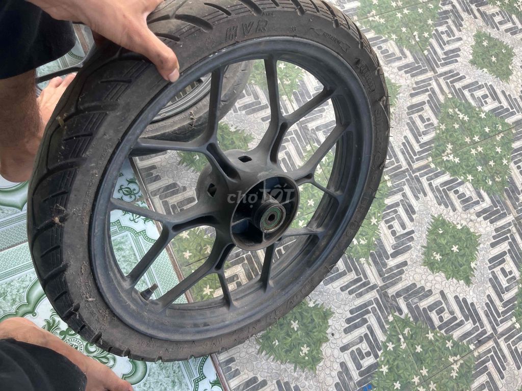 Mâm xe máy Honda Sonic Đen Hợp kim. Mua bán Phụ tùng xe tại Huyện Bắc Tân Uyên Bình Dương được đăng bởi Nguyễn Văn Đức hình 2