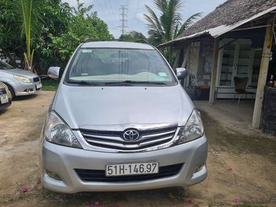 Toyota Innova G 2006 Bạc