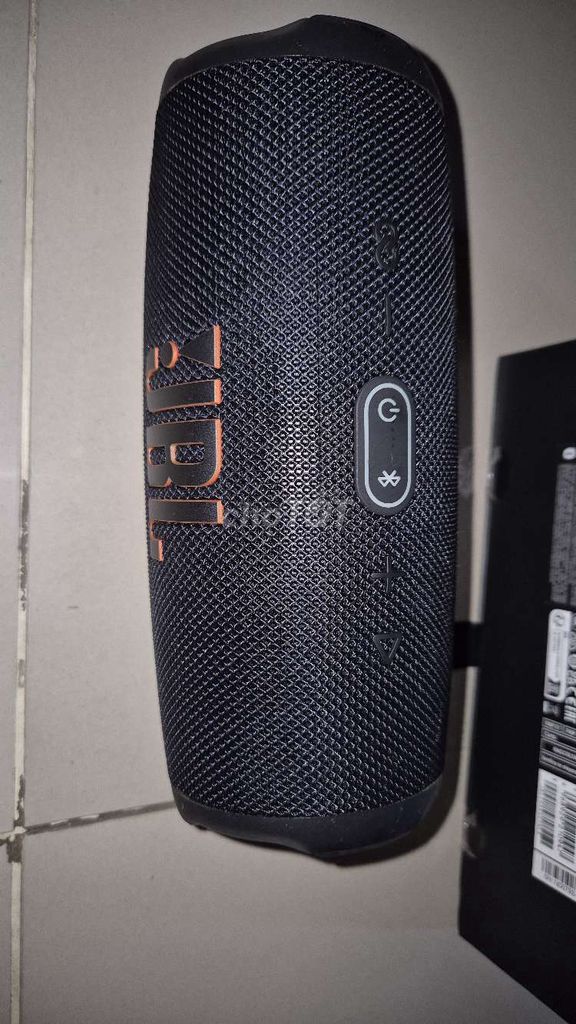 JBL Charge 5