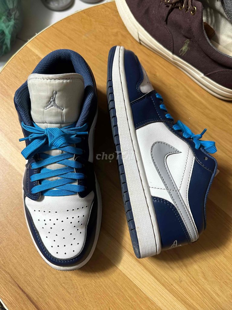 Nike siz40. Mua bán Giày dép tại Quận Nam Từ Liêm Hà Nội được đăng bởi NguyenHuy hình 1