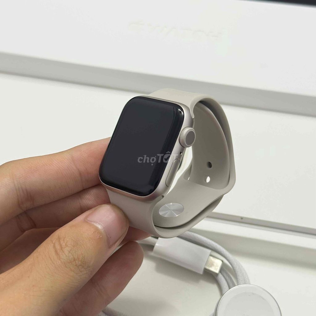 Apple Watch SE 3 40mm Starlight Esim 99%. Mua bán Thiết bị đeo thông minh tại Huyện Nhà Bè Tp Hồ Chí Minh được đăng bởi Nguyễn Hữu Thắng hình 1