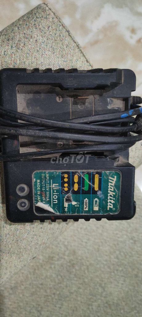 Sạc pin Makita Li-ion Nhật Bản đã sử dụng. Mua bán Phụ kiện (Màn hình, Chuột...) tại Huyện Gia Lộc Hải Dương được đăng bởi Duykhac hình 1